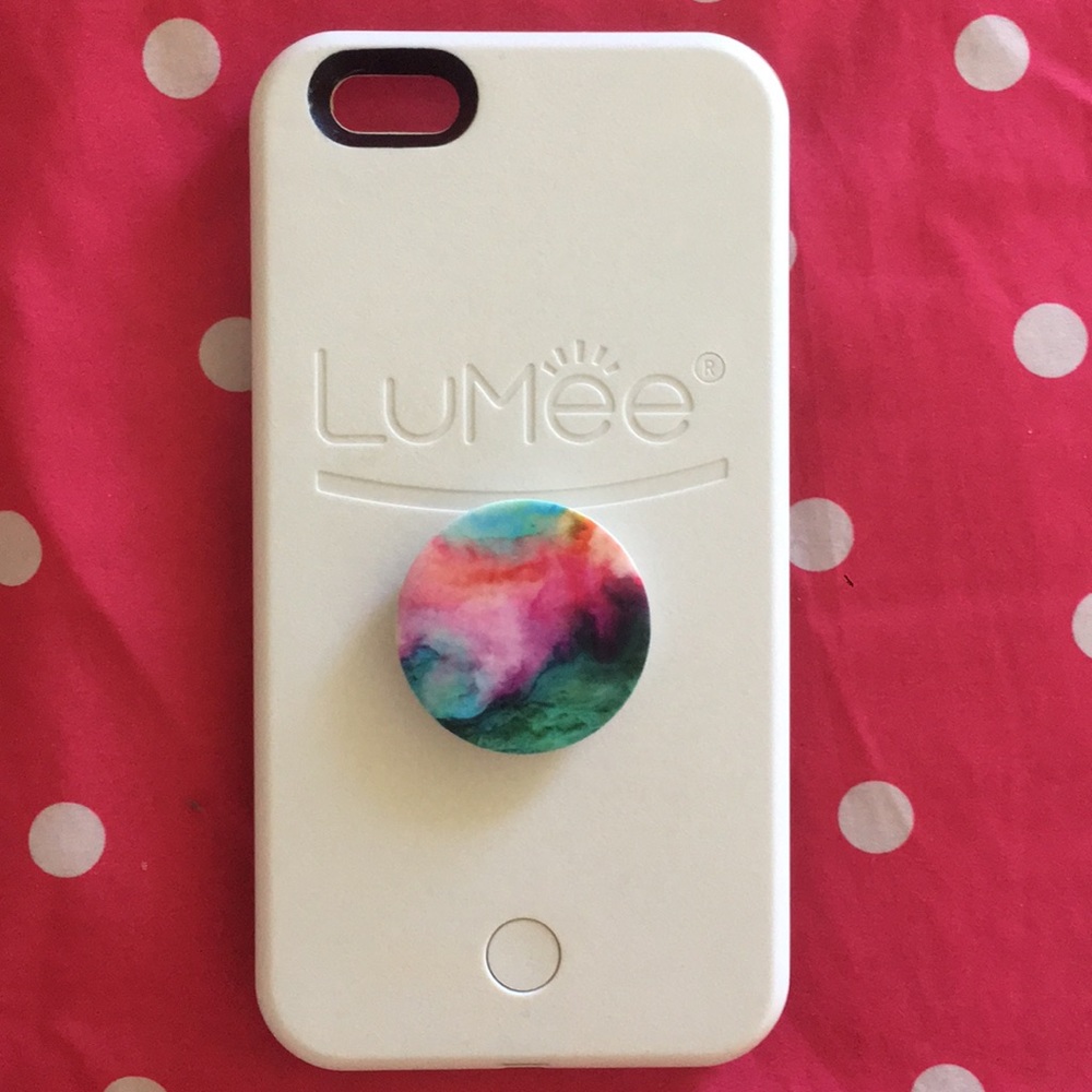 Lumee case
